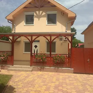 https://rozsa-udulohazak.hotels-hajduszoboszlo-hungary.com