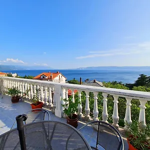 https://apartman-tea-novi-vinodolski.primorje-gorskikotar.com