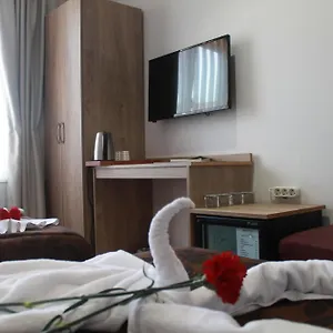verificați disponibilitatea