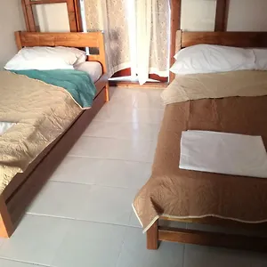 verificați disponibilitatea