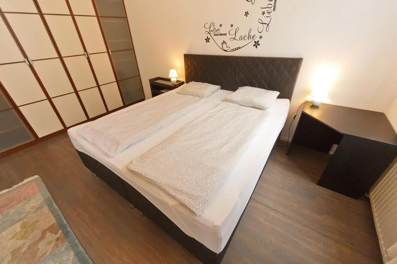 Apartments In Vienna Near Schoenbrunn & Westbahnhof - Keyless Check-In 0*,