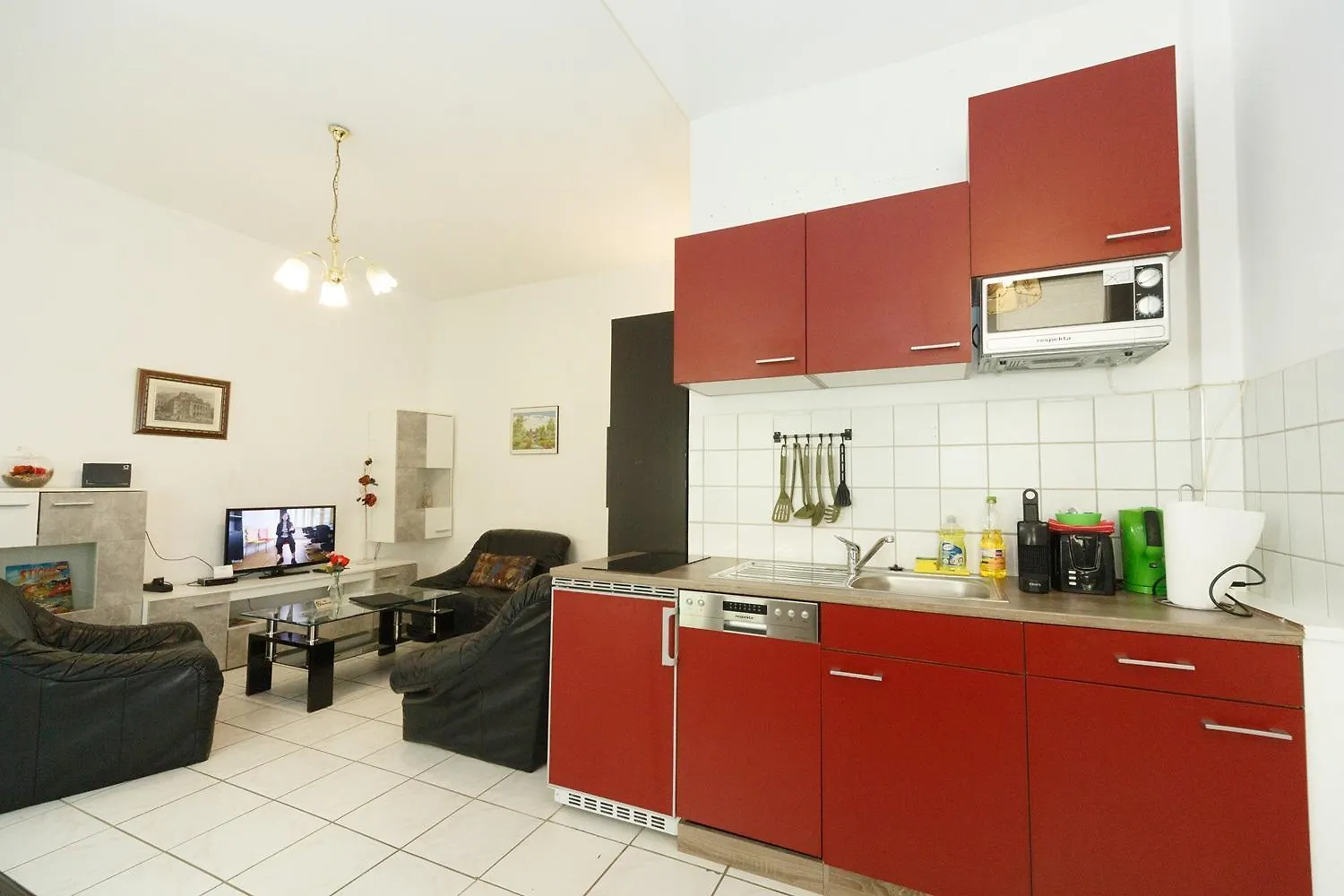 Apartments In Vienna Near Schoenbrunn & Westbahnhof - Keyless Check-In