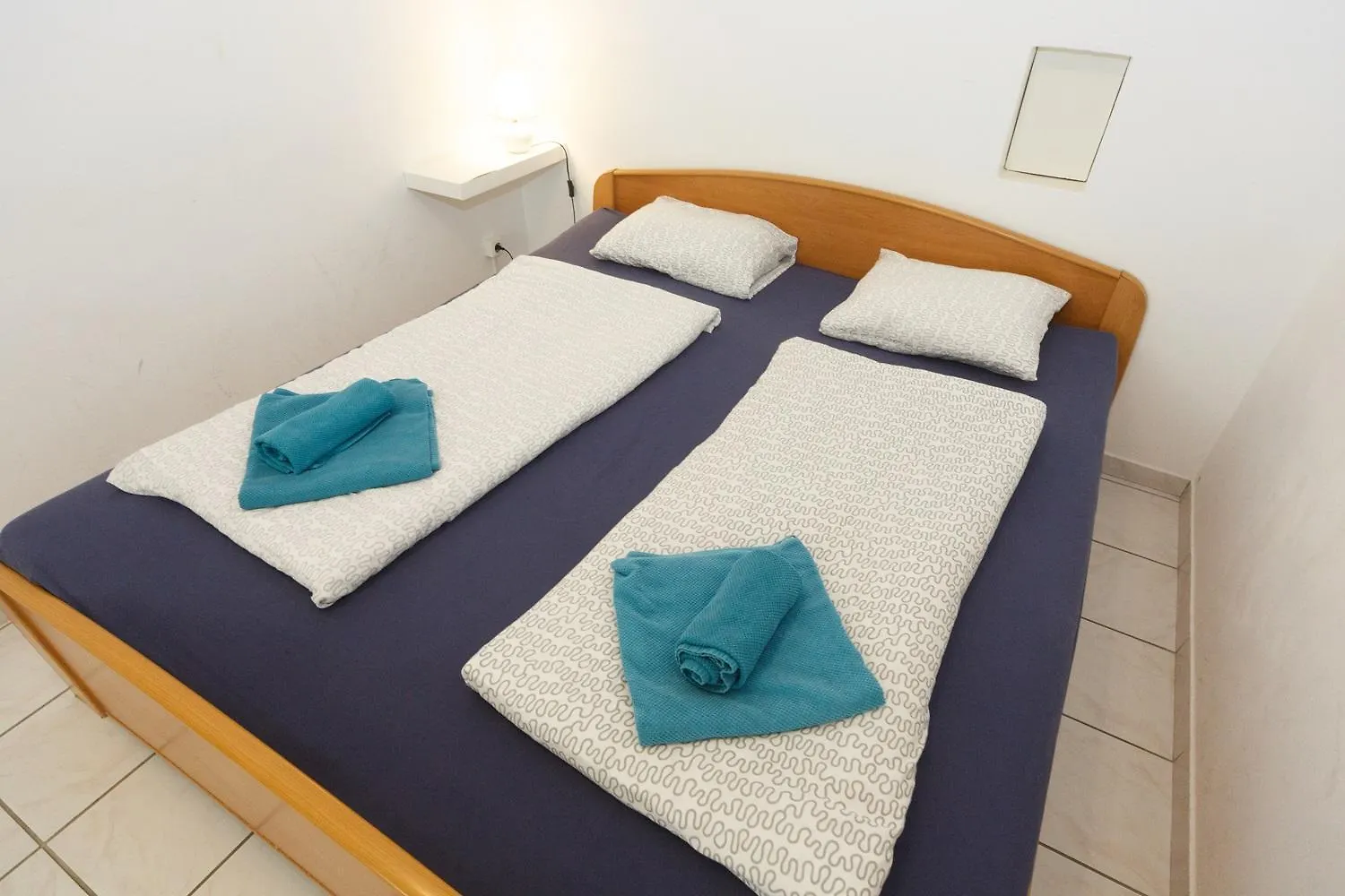 Apartments In Vienna Near Schoenbrunn & Westbahnhof - Keyless Check-In